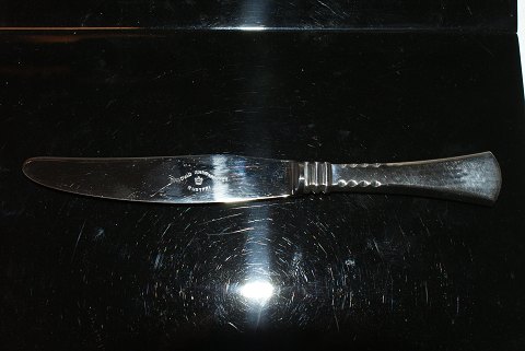C Pattern Silver Breakfast knife
A.P. Berg