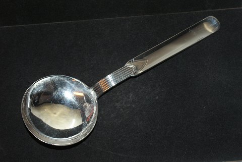 Serving spoon Monark Silver
Freeze silver
Length 20.5 cm.