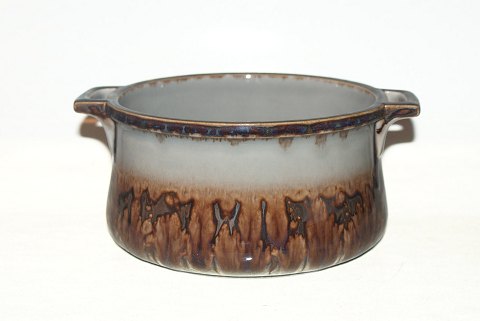 Bing & Grondahl Stoneware, Mexico, bowl without lid
Decoration number 405
Diameter 18.5 cm.
Height 10 cm.