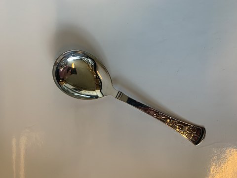 Orchid potato spoon in Silver
Length 20.5 cm