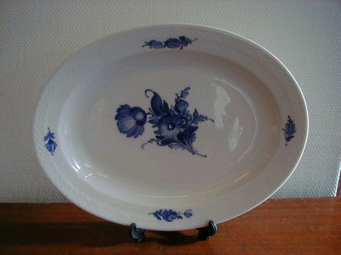 Blue Flower, Braided, Dish with divide no. 10/8255, Royal Copenhagen, No.  10-8255