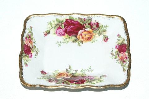 Old Country Roses, Rectangular bowl
SOLD