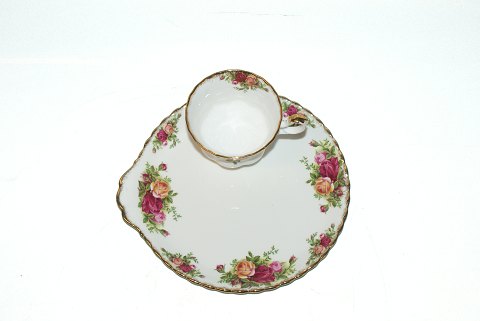 Old Country Roses, Cup and saucer
SOLD