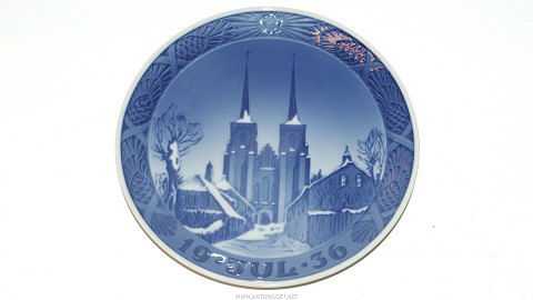 Royal Copenhagen Christmas Plate 1936 Roskilde Cathedral
SOLD