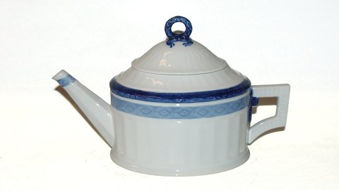 Royal Copenhagen Blue Fan, Teapot
Sold
