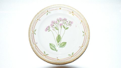 Royal Copenhagen Flora Danica, Breakfast plate
Dek.nr. 20 / # 3550