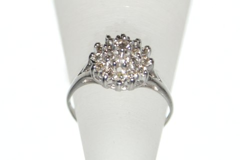 Ladies ring with Diamonds 14 Carat White Gold