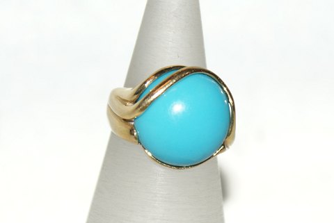 Gold ring with blue stones 18 Karat