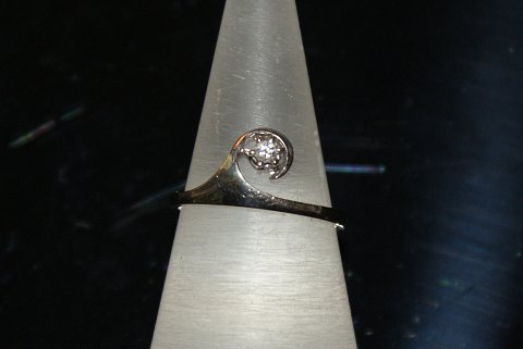 White gold ring with Diamond 14 Carat