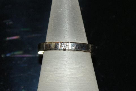 Gold ring with Diamond 14 Karat White Gold