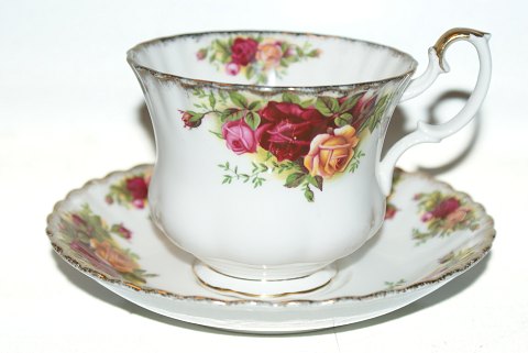 Old Country Roses Coffee cup / Tea cup GREAT
SOLD