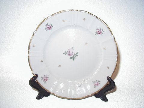 Bing & Grondahl Roselil, Side plate. 17.5 cm. Sold