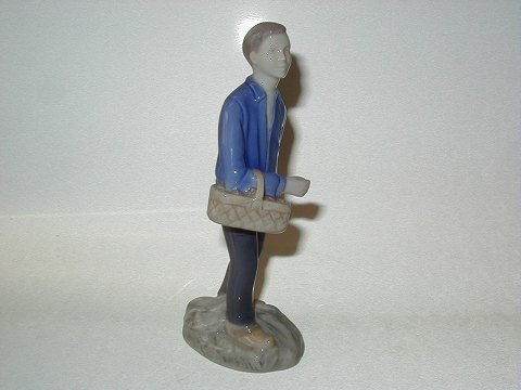 Bing & Grondahl Figurine
Boy holding Fruit Basket