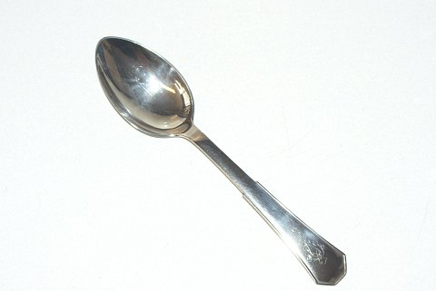 Heritage silver no. 8 noon spoon
Hans Hansen