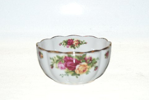Landsbyrose, " Old Country Roses" skål
Engelsk porcelæn, Royal Albert.
web 7696   SOLGT