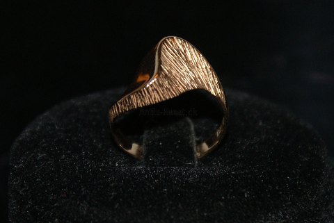 Goldring 14 Carat
Size: 53