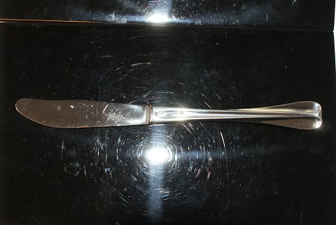 Kent Silver Dinner Knife
W. & S. Sorensen
Length 21.5 cm.
