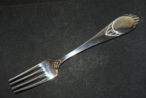 Lunch Fork 
fork 4, 
Træske  
(wooden spoon) Silver
Cohr Silver
Length 17.5 cm.