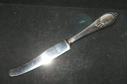 Frokostkniv,
Træske Sølv
Cohr Sølv
Længde 17,5  cm.