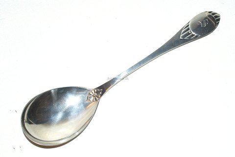 Serving spoon Træske  (wooden spoon) Silver
Cohr Silver
Length 24.5 cm.