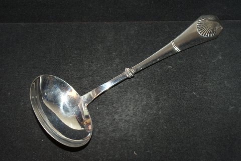 Sauce Ladle 
Strand silver cutlery
Horsens Silver
Length 18.5 cm.