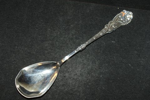 Jam spoon Tang silver cutlery
Horsens Silver
Length 15.5 cm.