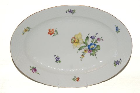 Bing and Grondahl White Saxon Flower, oval dish
Dek. No. 16
Measures 34.5 cm
SOLD