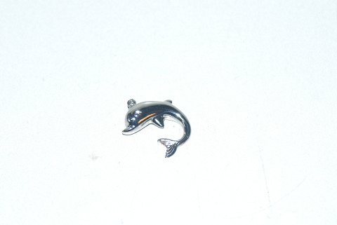 Dolphin in 14 carat white gold
