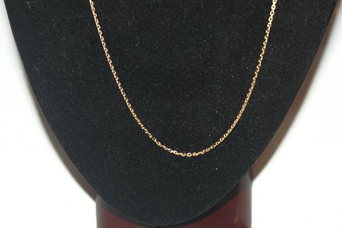 Anchor Facet necklace in 14 carat gold
