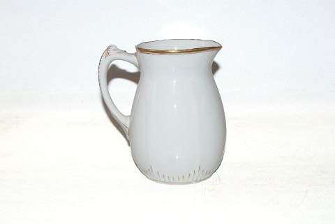 Bing & Grondahl Hartmann, Milk jug 
Dek.nr.:113
Height 13.5 cm.
SOLD
