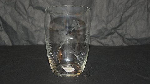 Beer glass with floral motif
SOLD