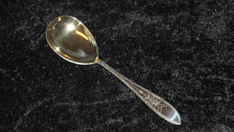 Serving spoon #Empire Sølvplet
Produced by Cohr and others.
Length 17.1 cm