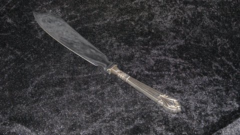 Layer cake knife #Excellence Sølvplet
Length 28 cm
SOLD