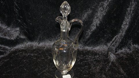 Carafe
Height 26 cm approx