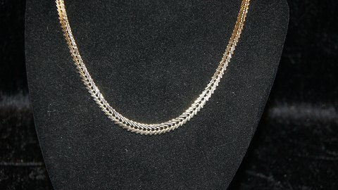 Elegant Geneva With course 1 RK 14 carat Gold
Stamped Guldvirke 585
Length 45 cm