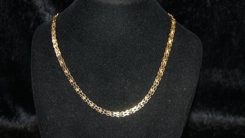 Elegant Y mønster Halskæde i 14 karat Guld
Stemplet HJ 585
Længde 42 cm