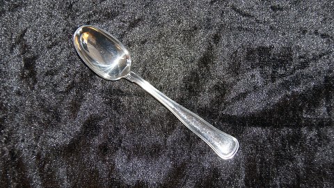 Double ribbed Silver, Coffee spoon / Teaspoon
Cohr
Length 11.6 cm.