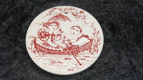 Bjørn Wiinblad Plate #July
Deck No. 3013-7
Measures 14.8 cm