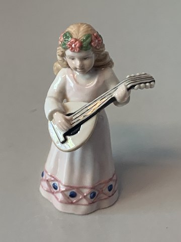 Royal Copenhagen annual figure, #Ophelia from # 2006.
Decoration number 301.
1st sorting
Height 11.8 cm.