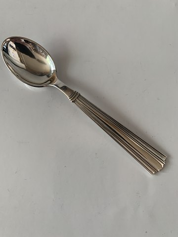 Tea / Coffee spoon Margit Silver
The crown silver
Length 11.6 cm.