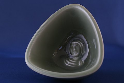 Jais bowl from Royal Copenhagen, 3rd assortment, deck. No. 2760.