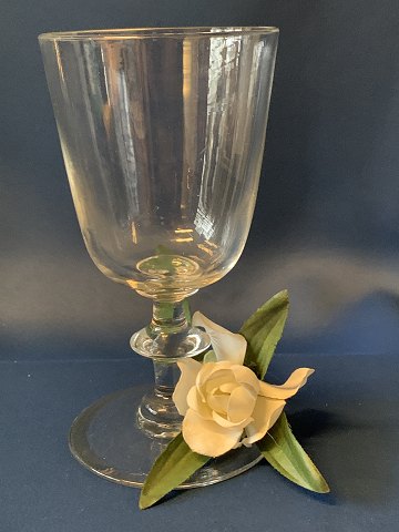 Rødvinsglas Berlinois glat  klar
Højde 15,1 cm