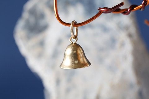Gold bell in 14 carat gold, pendant for necklace or bracelet. Stamped 585.