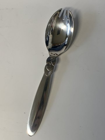 Cactus Spoon Fork Sterling silver
Manufactured by Georg Jensen.
Length. 15 cm