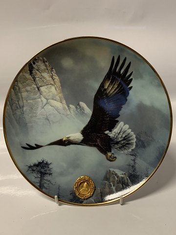 Eagle plate.
Diameter. 20.7 cm.