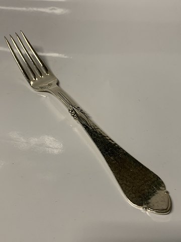 Dinner fork Freja Silver Spot Cutlery
Length 19.5 cm