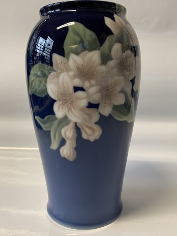 Bing & Grøndahl Art Nouveau Vase med blomster
Højde: 20 cm.