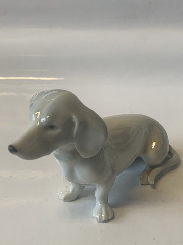 Figur, Gravhund siddende tysk.