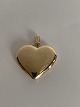 Beautiful and elegant gold heart in 8 carat gold. Pendant for necklace.