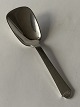 Heirloom silver No. 4 Silver Sugar spoon
Hans Hansen No. 4
Length 12.5 cm.